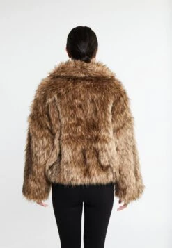 Faina Winterjassen Winterjas Minya Dames Bruin -Faina Verkoop 0a6df49331f23b4c9d85e956360160b5