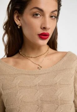 Faina Basic Truien Trui Tylin Dames Beige -Faina Verkoop 0e69eab9c8b8991e6fb4d47f41836268