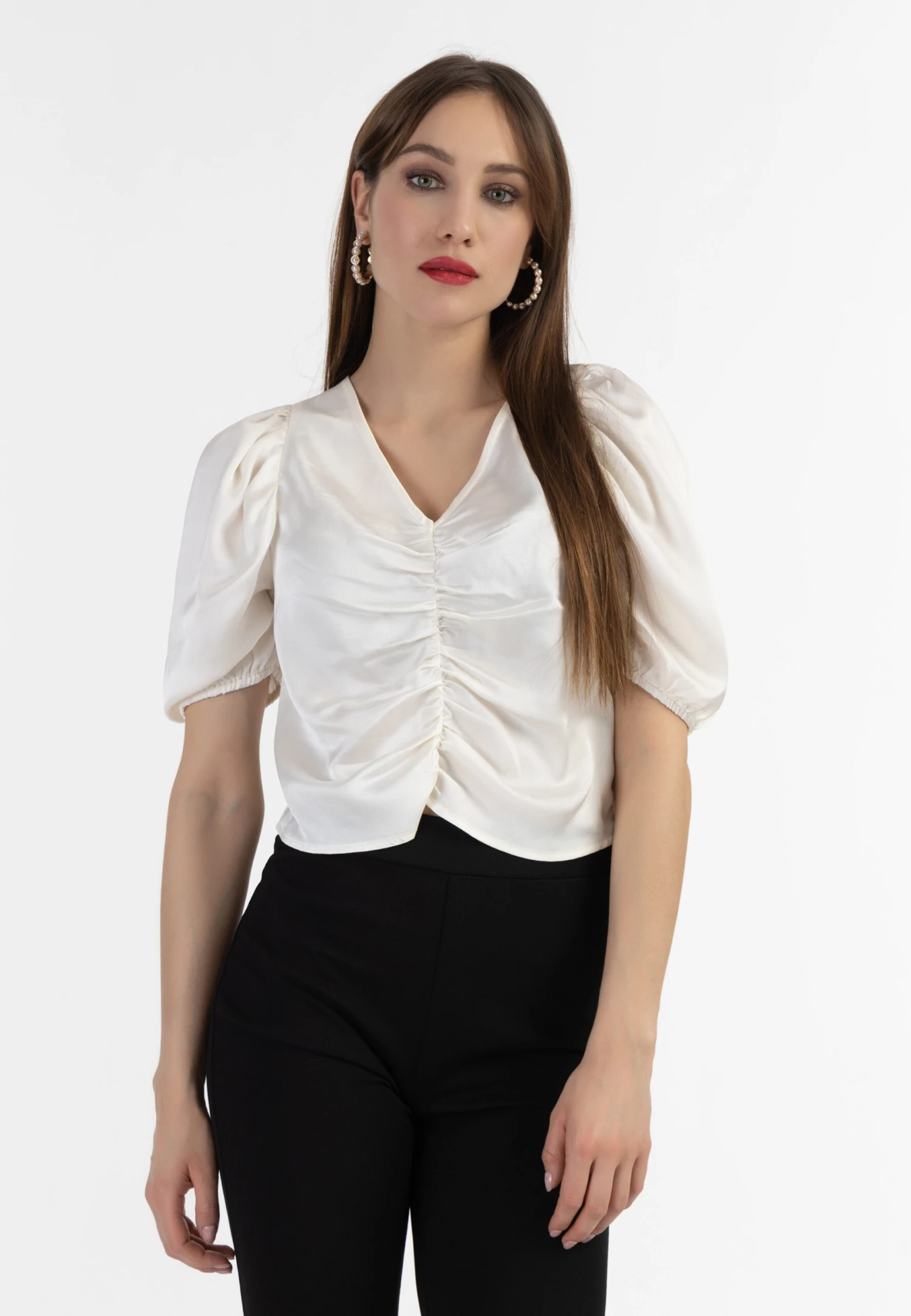 Faina Blouses Met Korte Mouw Blouse Dames Wolwit 4 Faina Blouses Met Korte Mouw Blouse Dames Wolwit - Image 2