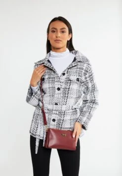 Faina Handtassen Handtas Tylin Dames Rood -Faina Verkoop 5ec7683f7fac5fdb5ffbcde9aef0f122