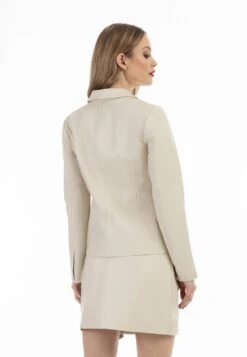 Faina Leren Jassen Tussenjas Dames Wolwit -Faina Verkoop 6fbddaeb588d4b076a838a19950b67ef