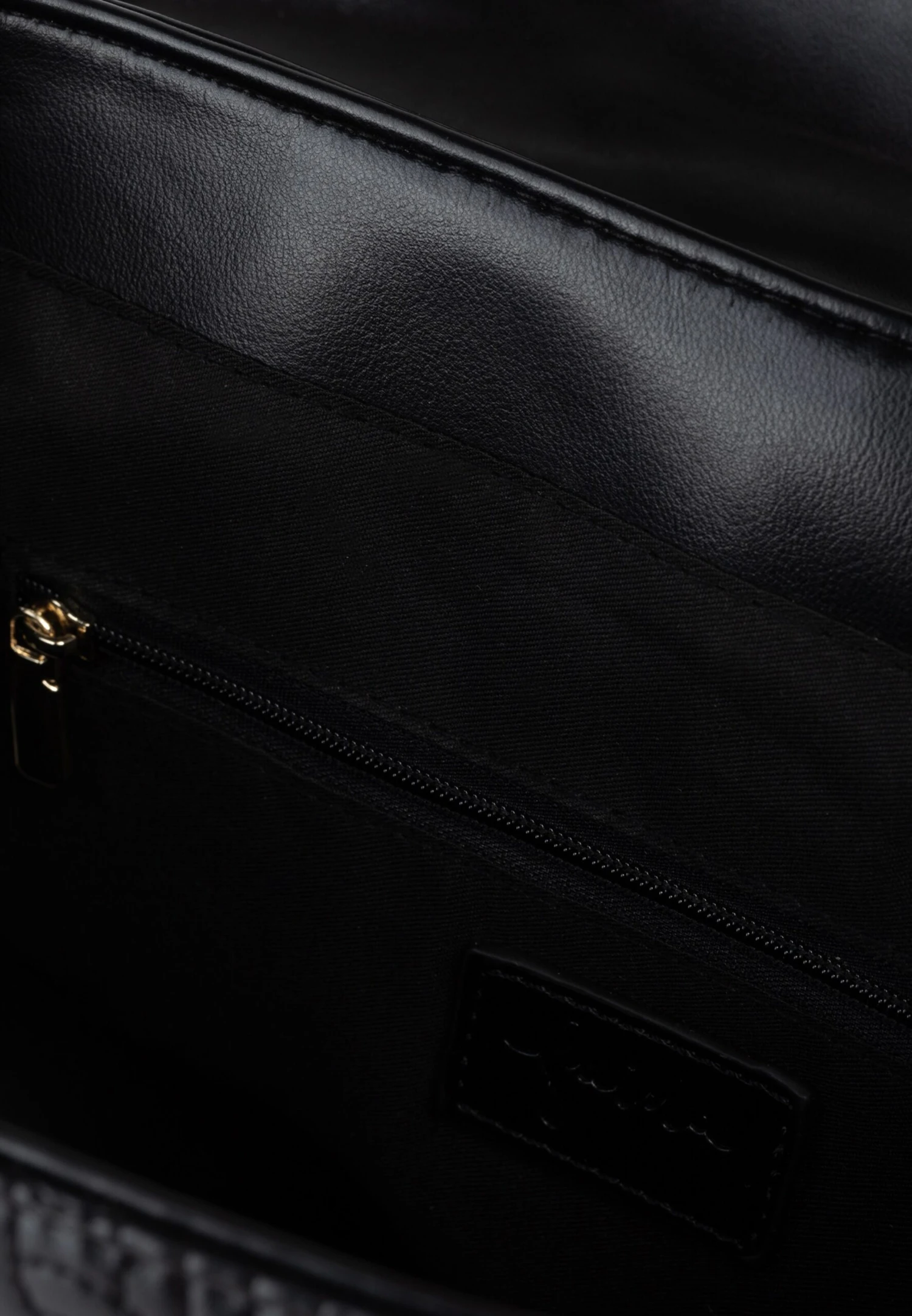 Faina Rugzakken Rugzak Dames Zwart 5 Faina Rugzakken Rugzak Dames Zwart - Image 4