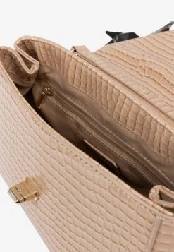 Faina Schoudertassen Schoudertas Tylin Dames Beige 11 Faina Schoudertassen Schoudertas Tylin Dames Beige -Faina Verkoop fa38a340be2a65fbe3bdaac579e614cc